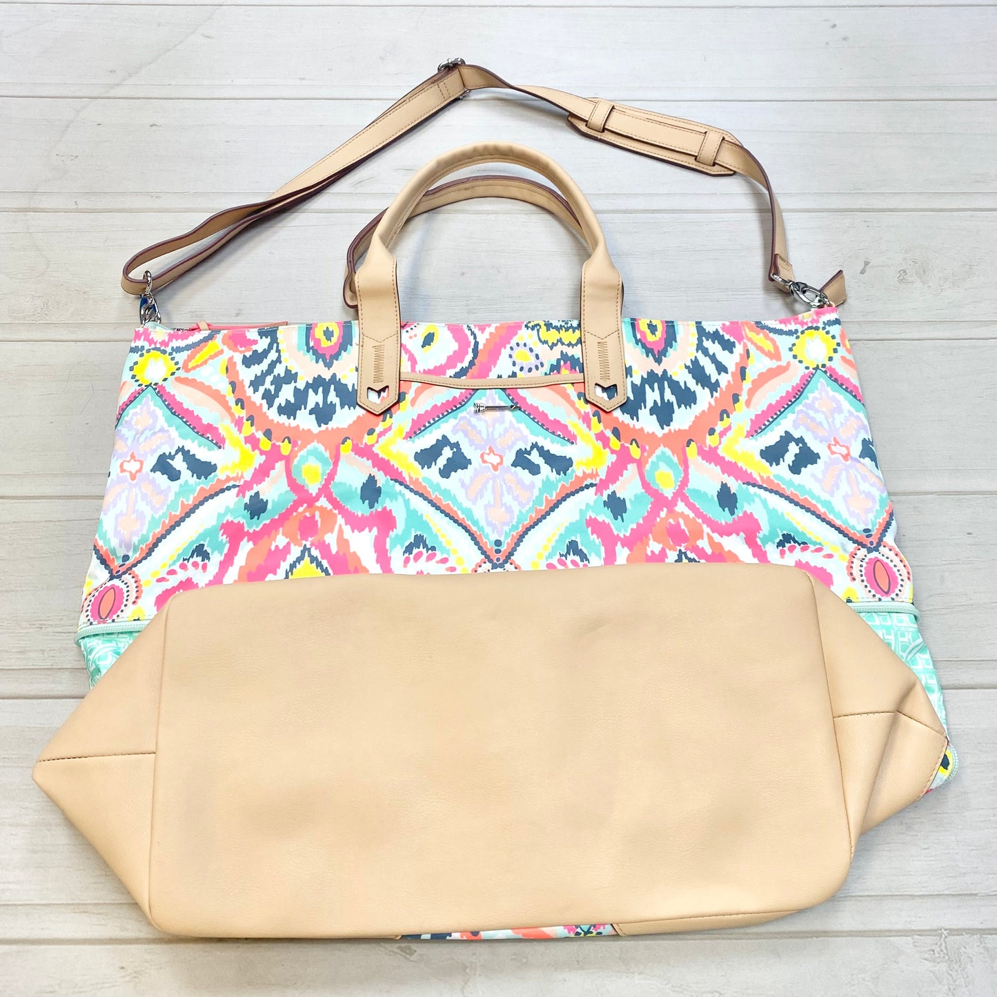 Duffle And Weekender By Stella And Dot  Size: Large