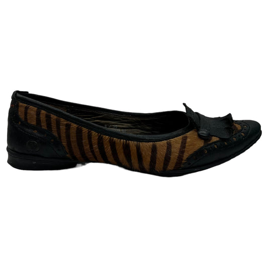 Shoes Flats Ballet By Born  Size: 8