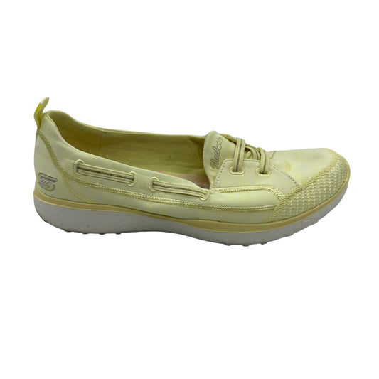 Shoes Sneakers By Skechers  Size: 8