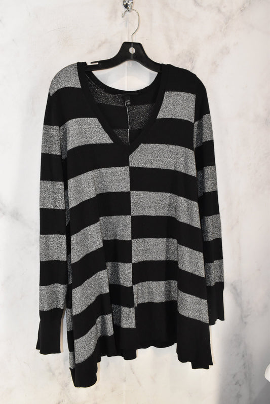 Sweater By Lane Bryant  Size: 22womens