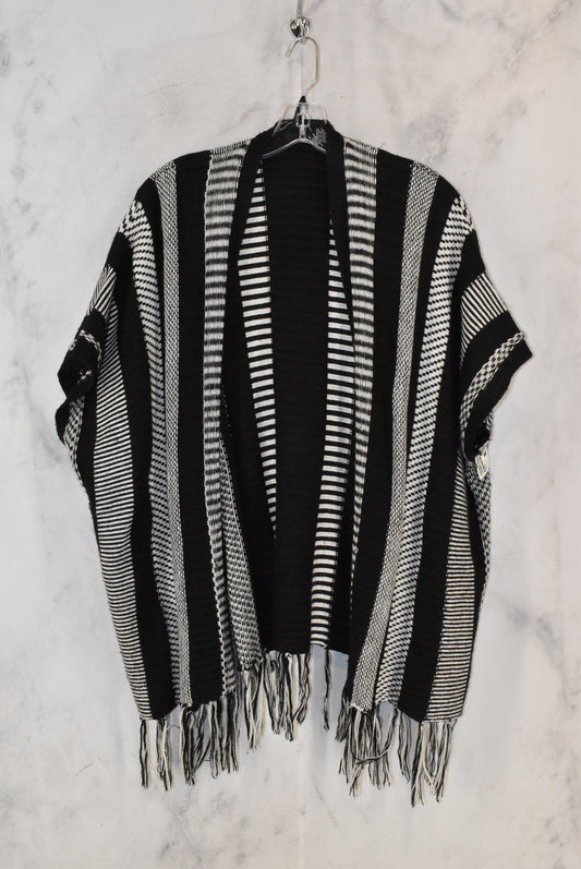 Poncho By New Directions  Size: M