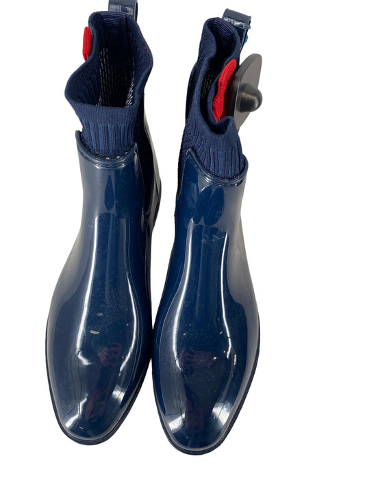 Boots Rain By Nautica  Size: 8