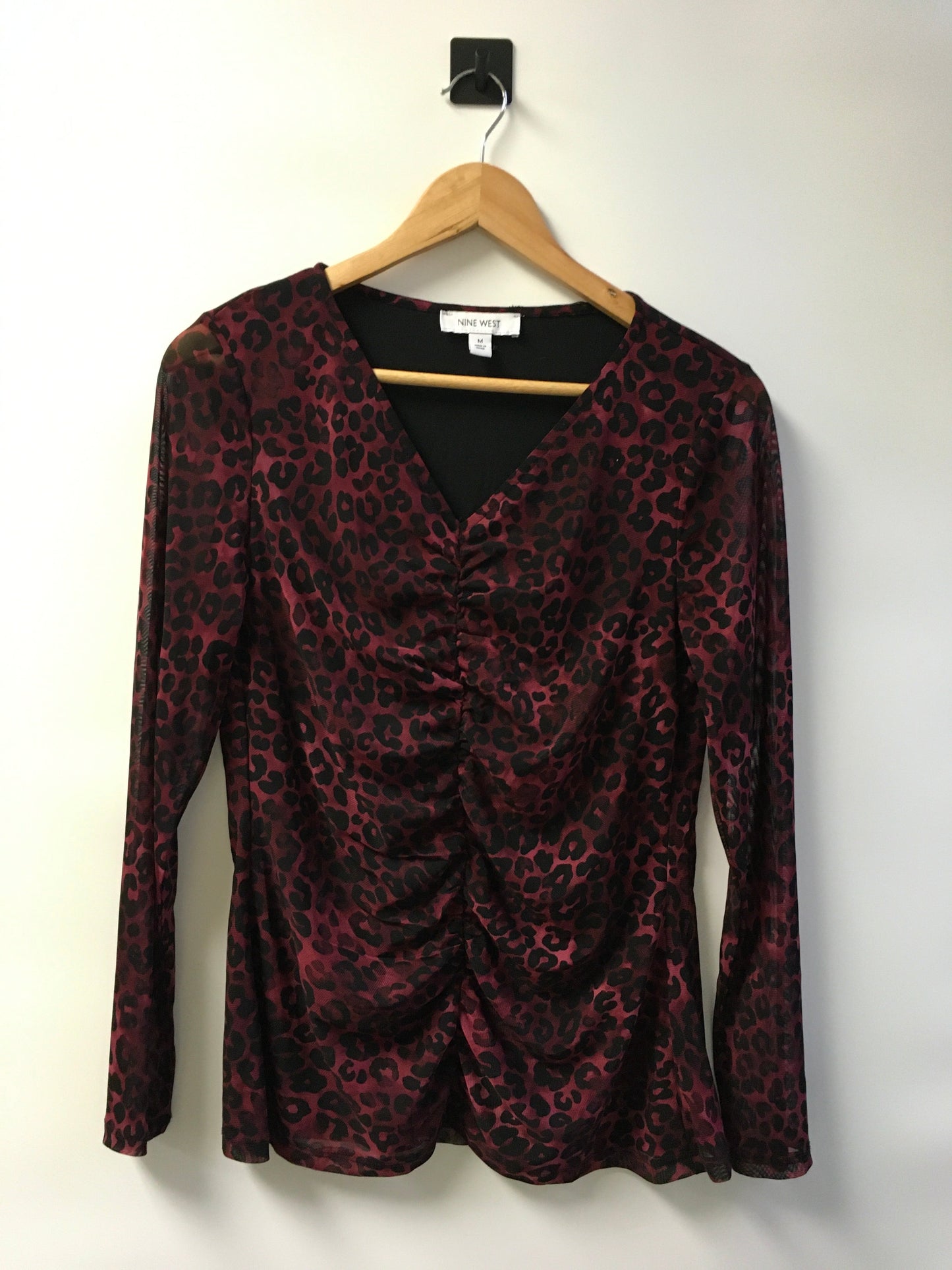 Top Long Sleeve By Nine West  Size: M