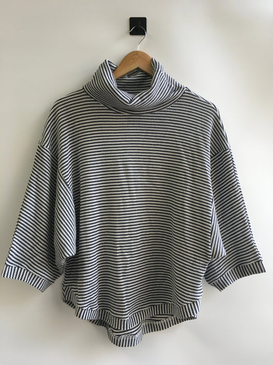 Top Long Sleeve By Doe & Rae  Size: S
