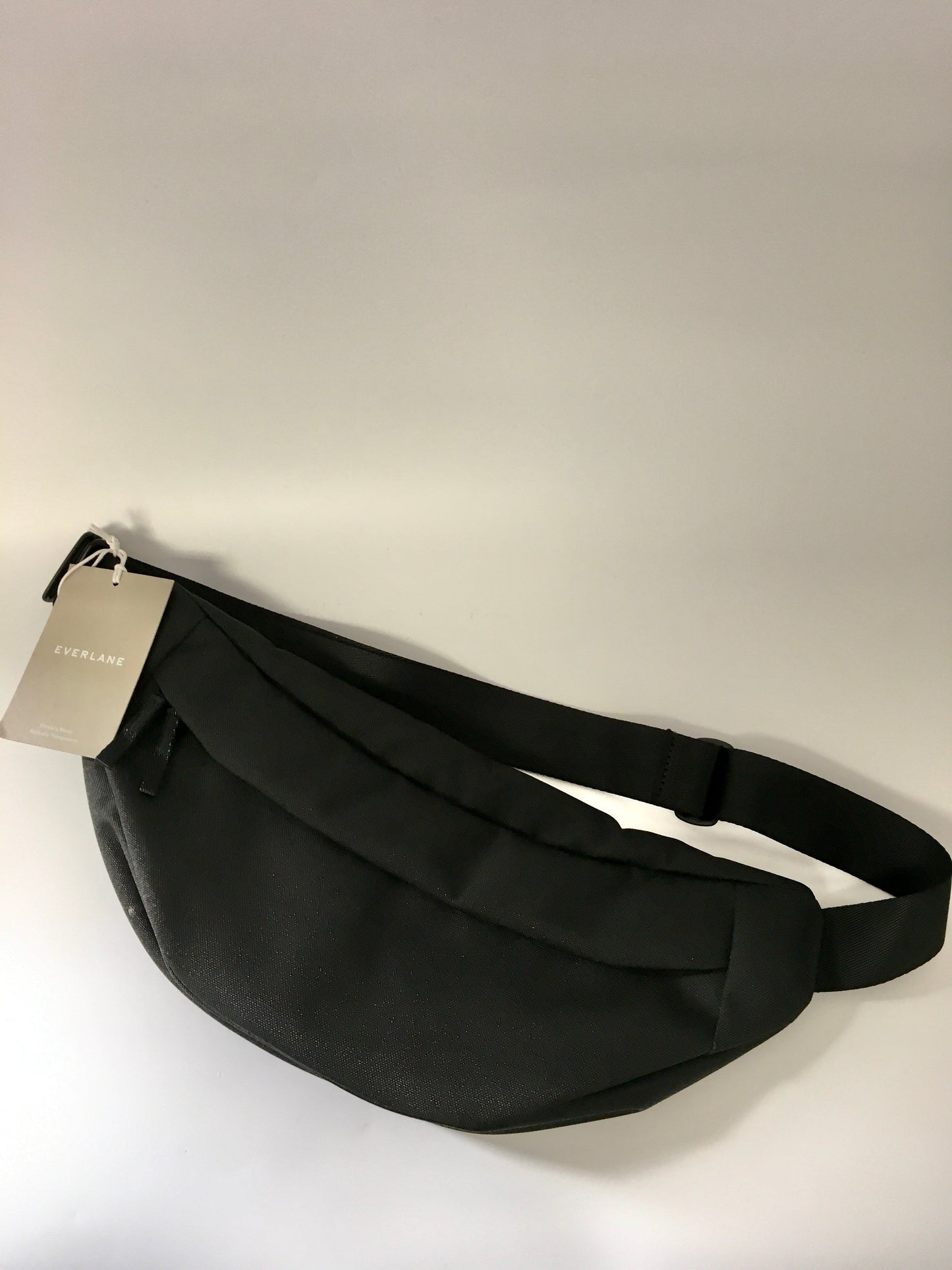 Handbag By Everlane  Size: Medium