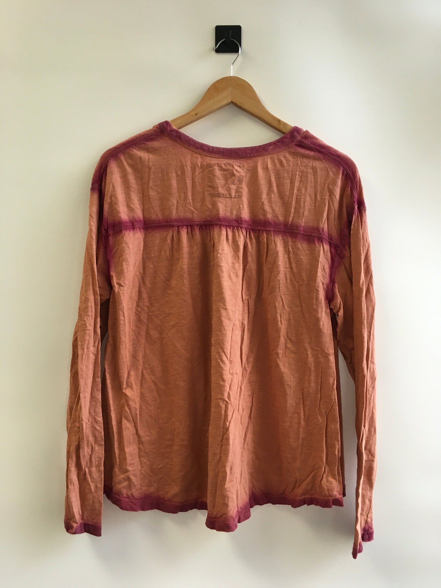 Top Long Sleeve By Akemi And Kin  Size: M