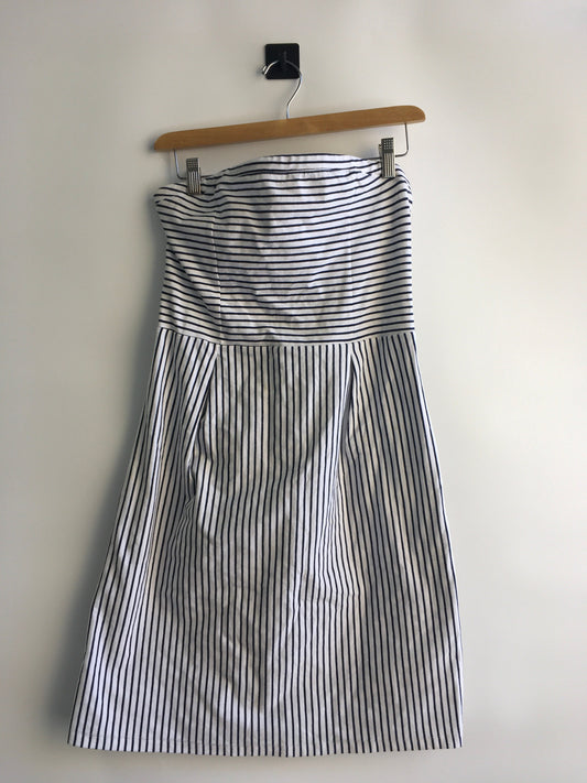 Dress Casual Short By Old Navy  Size: M