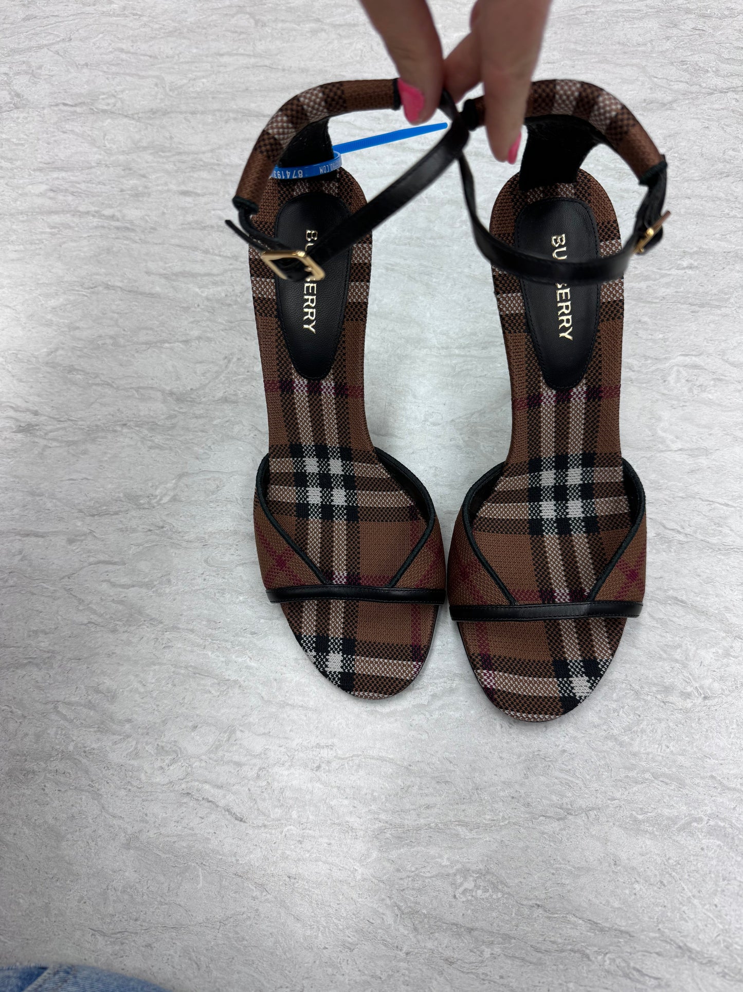 Shoes Designer By Burberry  Size: 9