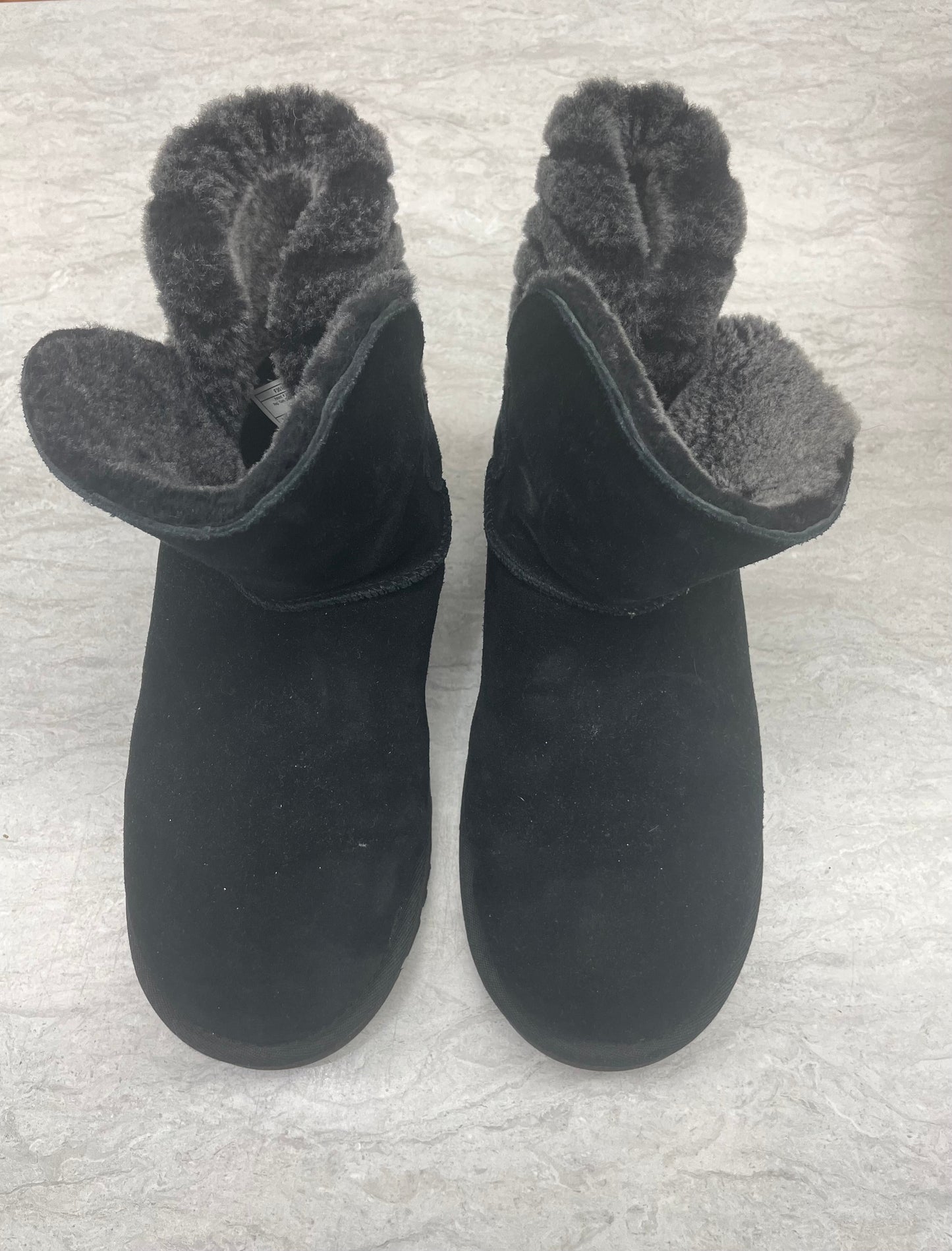 Boots Ankle Flats By Ugg  Size: 10