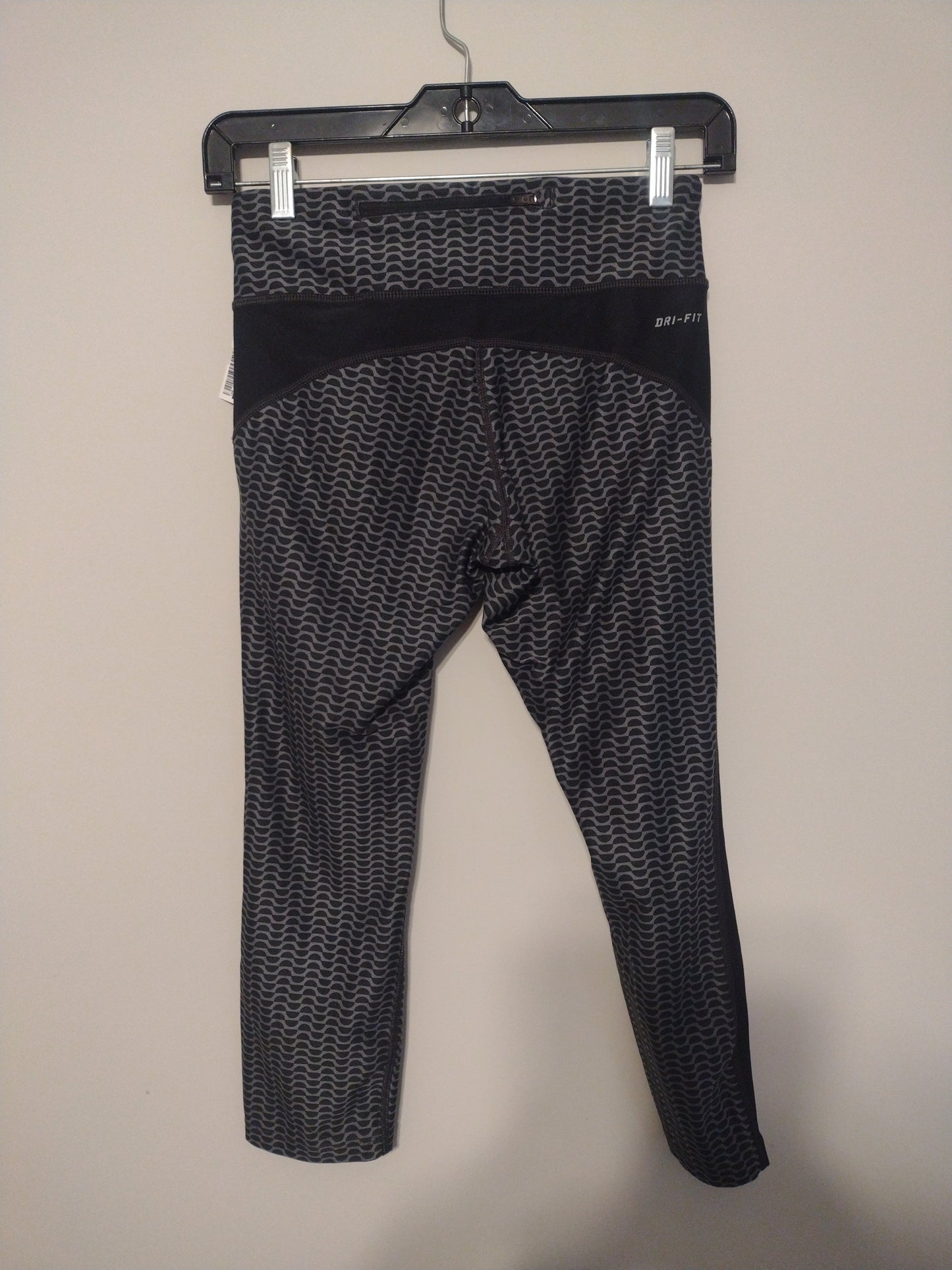 Athletic Capris By Nike  Size: Xs