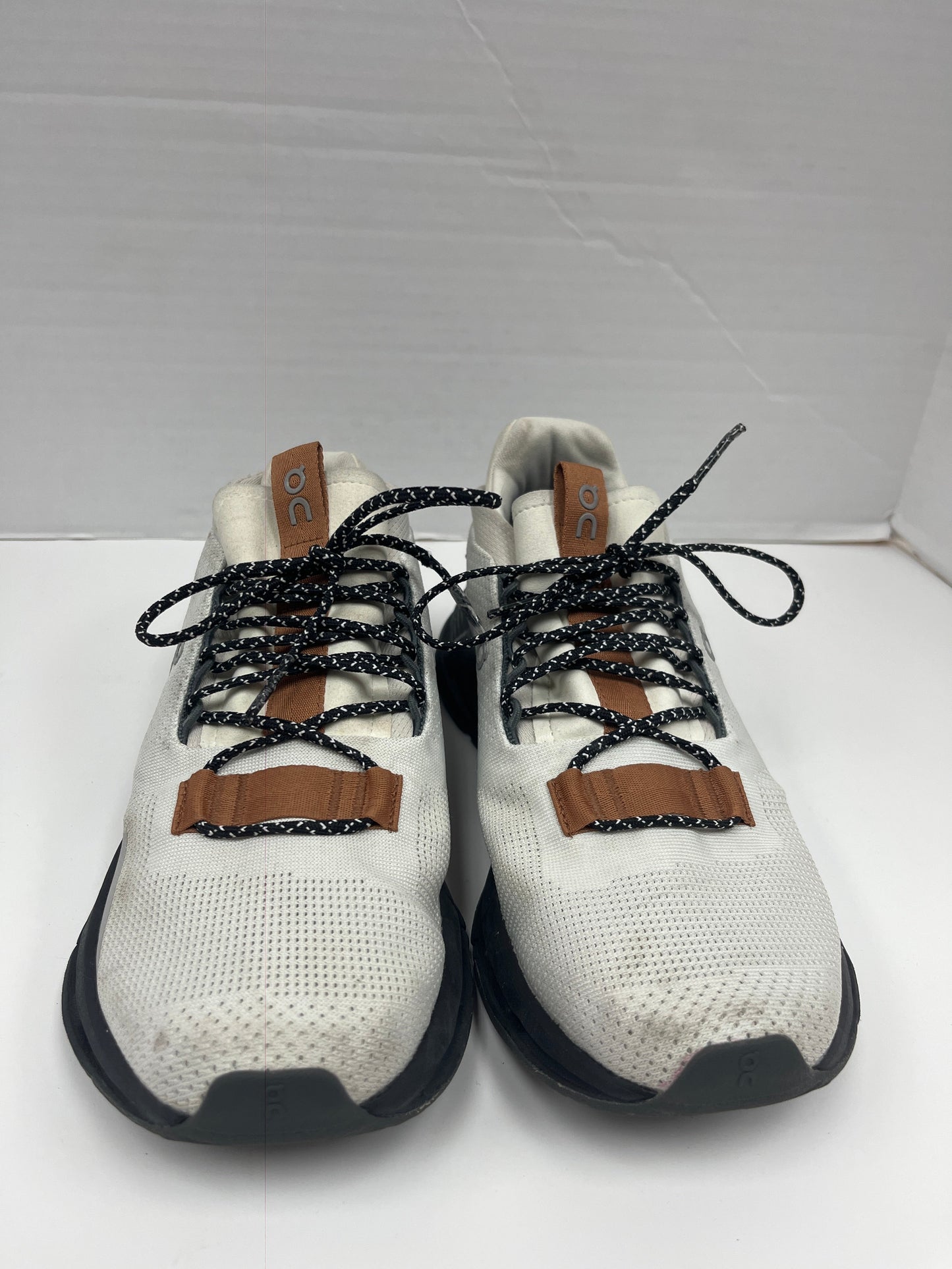 Shoes Athletic By Clothes Mentor  Size: 8