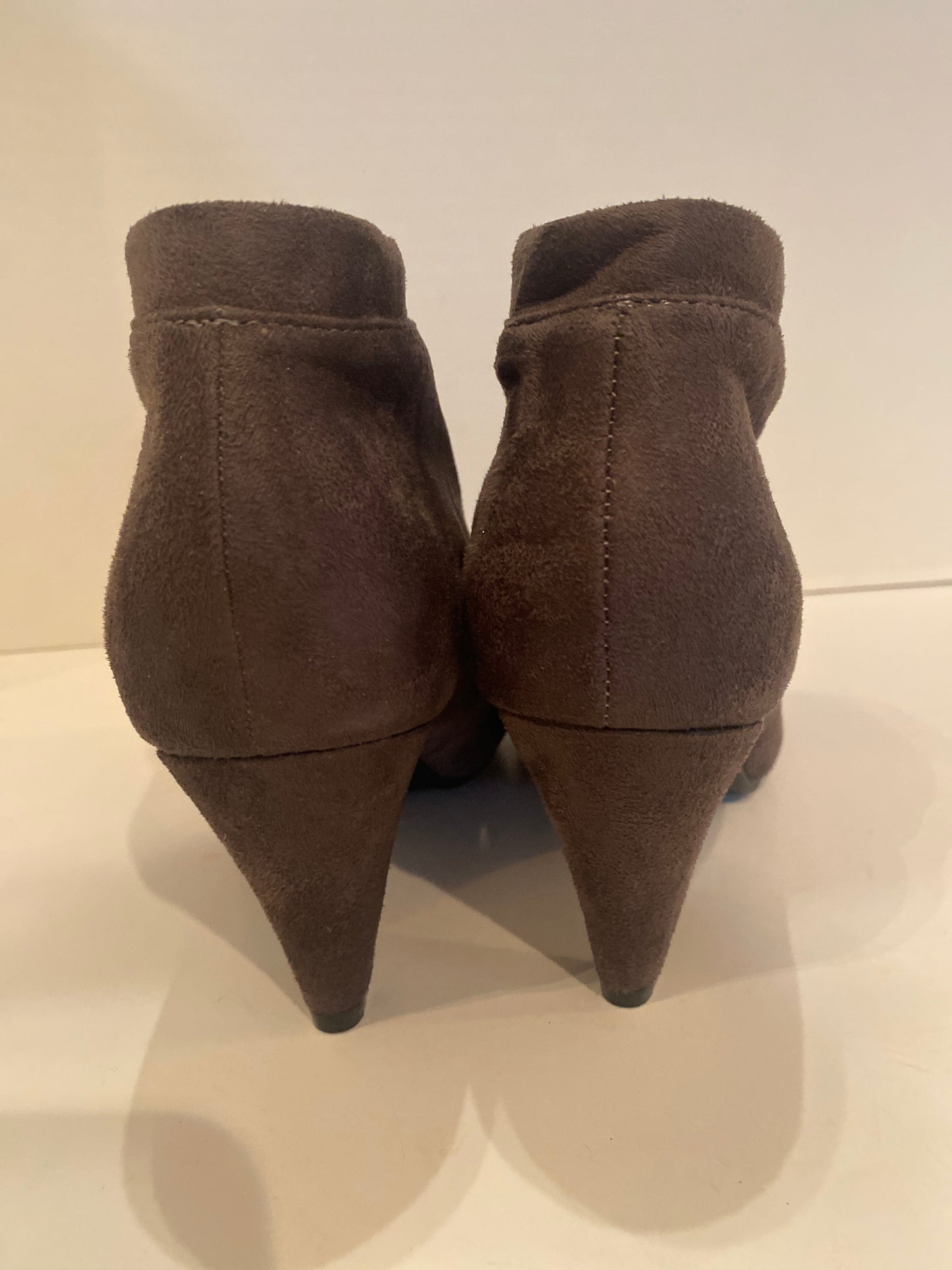 Boots Ankle Heels By Clothes Mentor  Size: 6.5