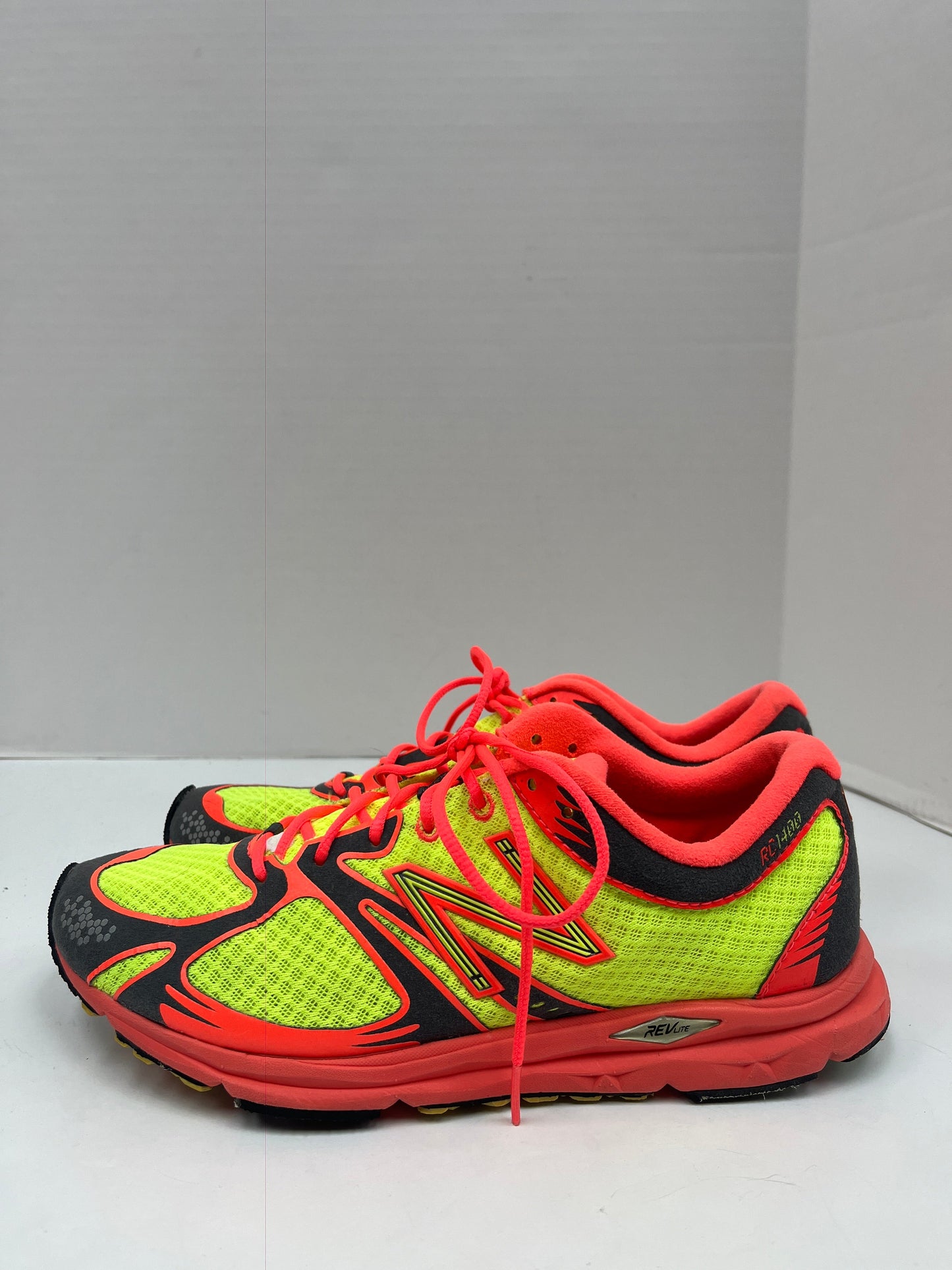 Shoes Athletic By New Balance  Size: 8.5