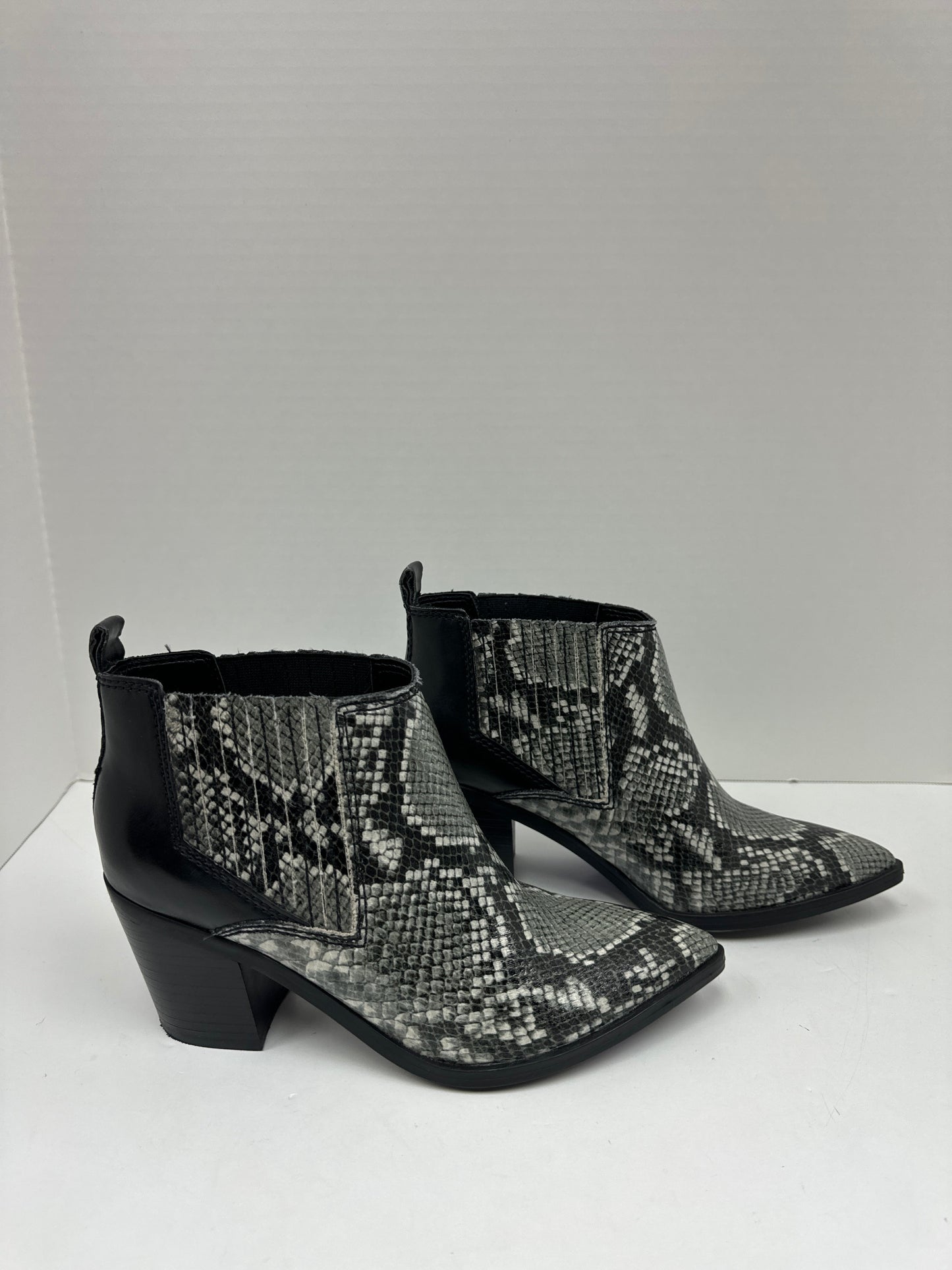 Boots Ankle Heels By Marc Fisher  Size: 5