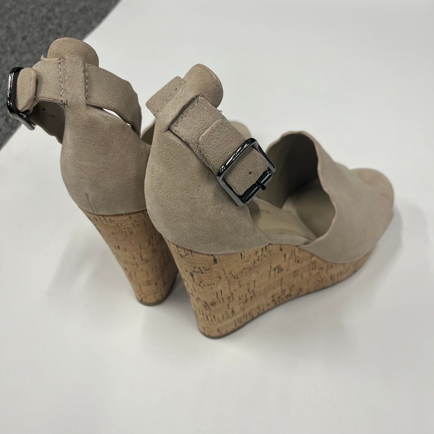 Shoes Heels Espadrille Wedge By Marc Fisher  Size: 9