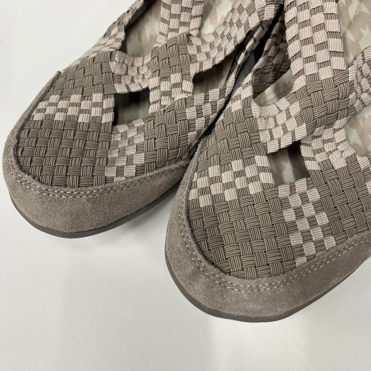 Shoes Flats Other By Skechers  Size: 8.5