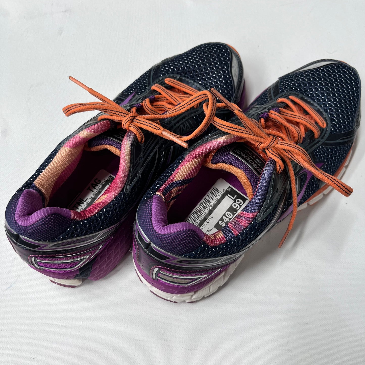 Shoes Athletic By Brooks  Size: 7.5