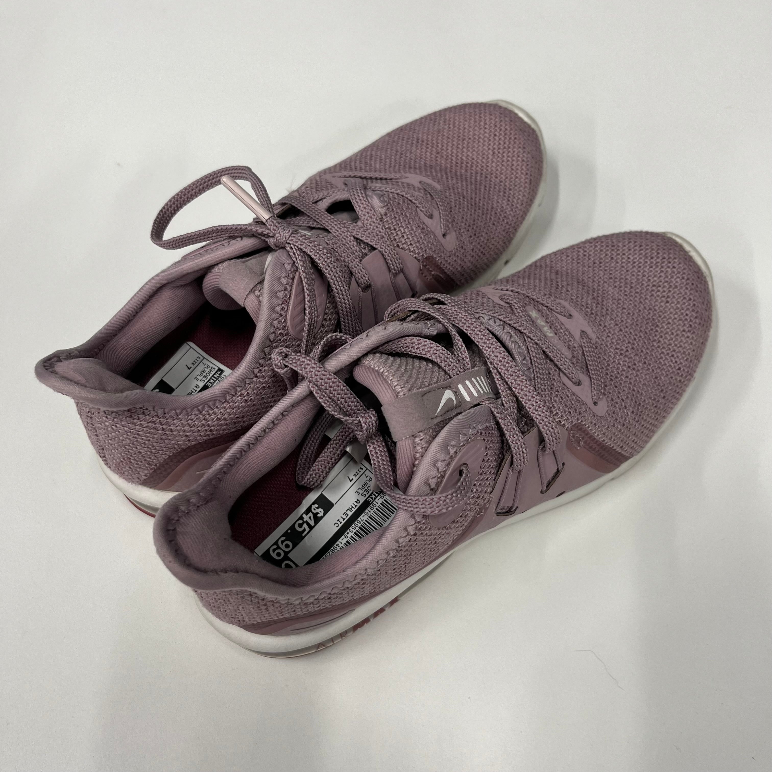 Used Women's Athletic Shoes - Clothes Mentor - size-7 - size-7