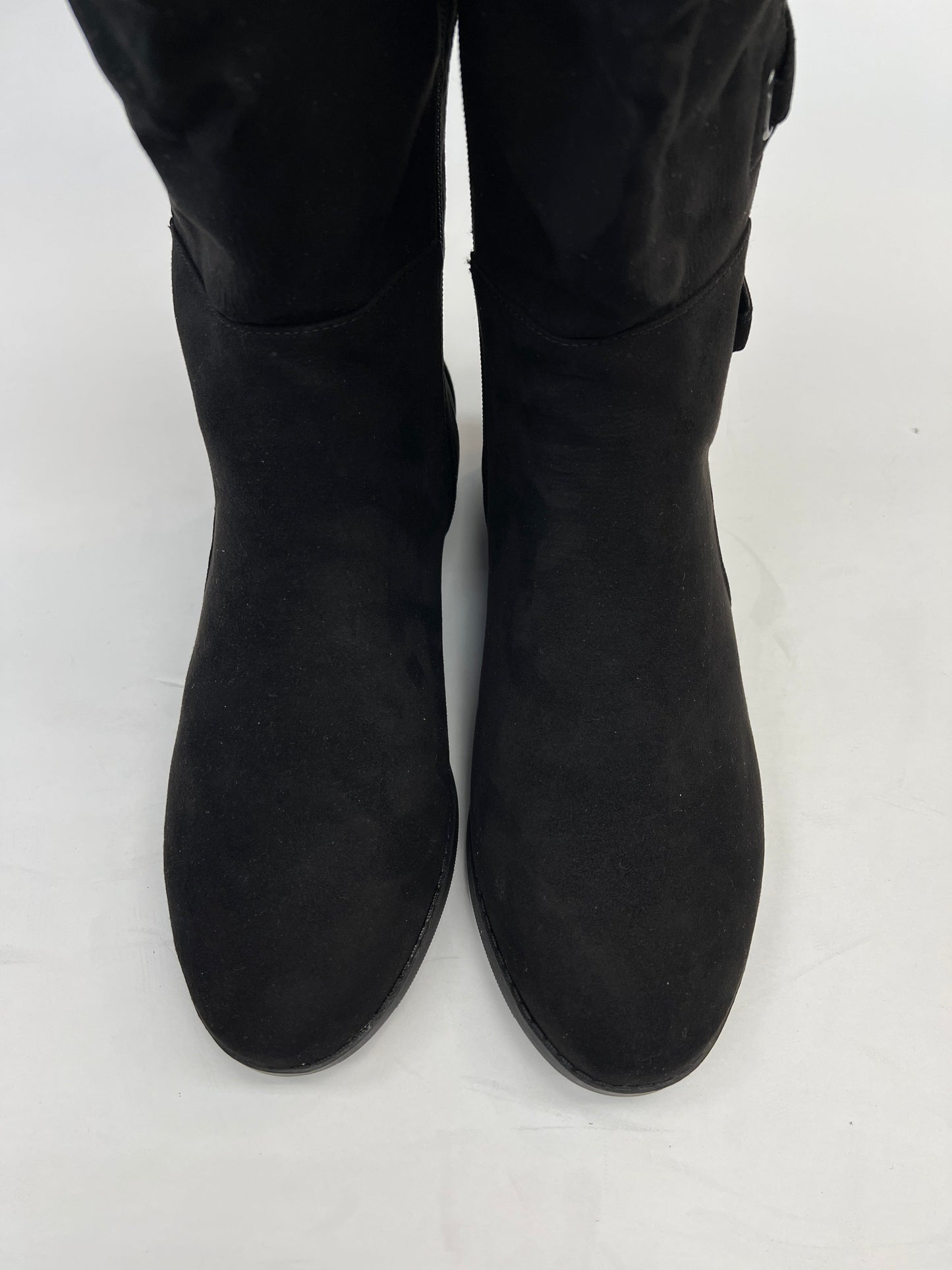 Boots Knee Heels By Torrid  Size: 9.5