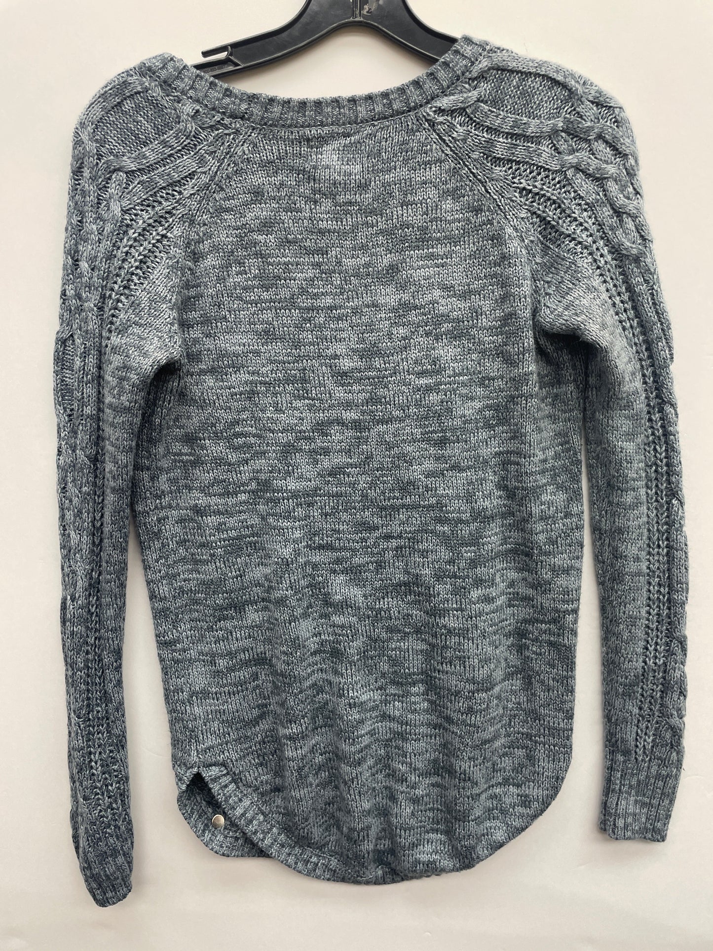 Sweater By Arizona  Size: M