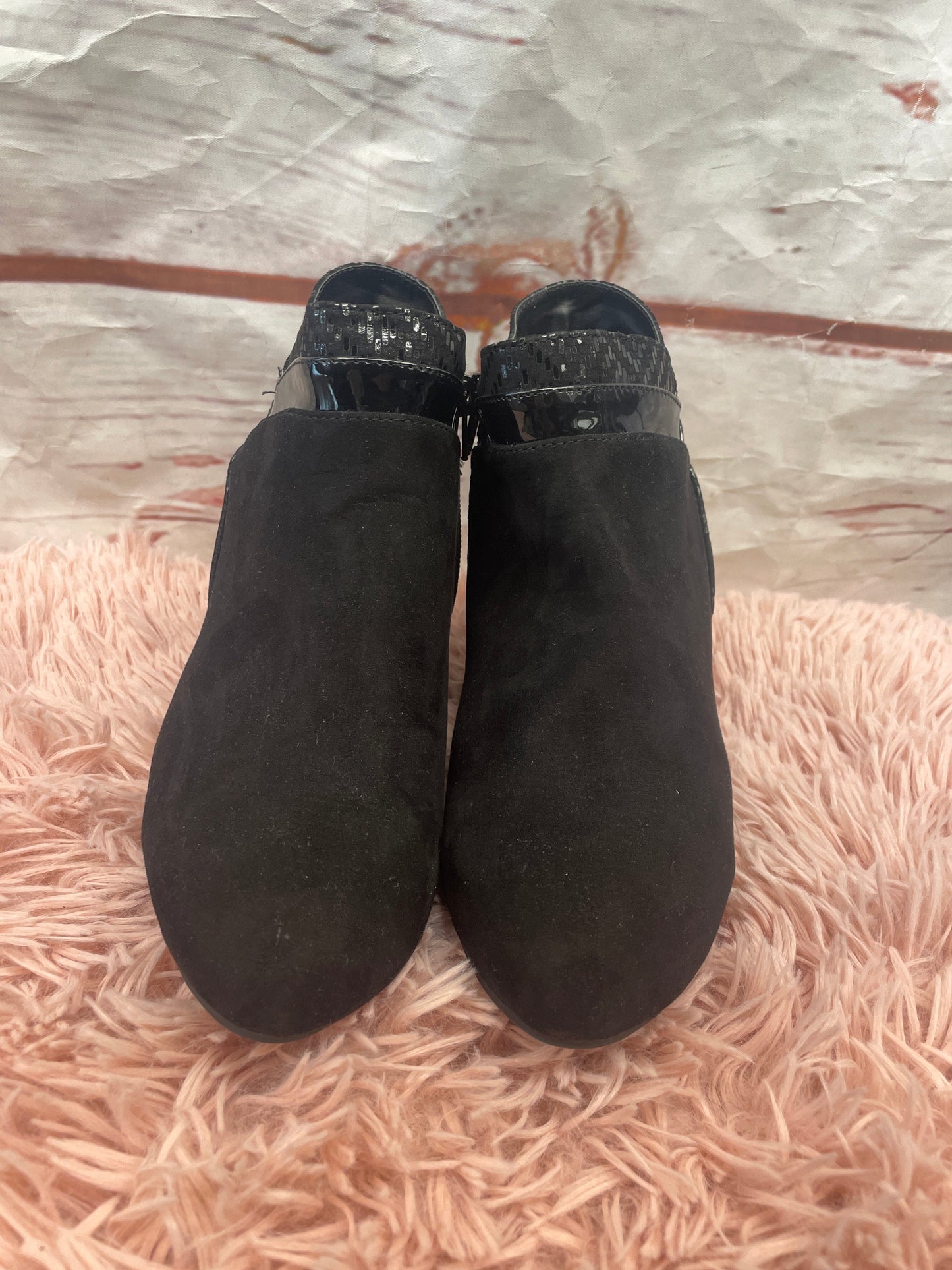 Boots Ankle Heels By Karen Scott  Size: 7.5