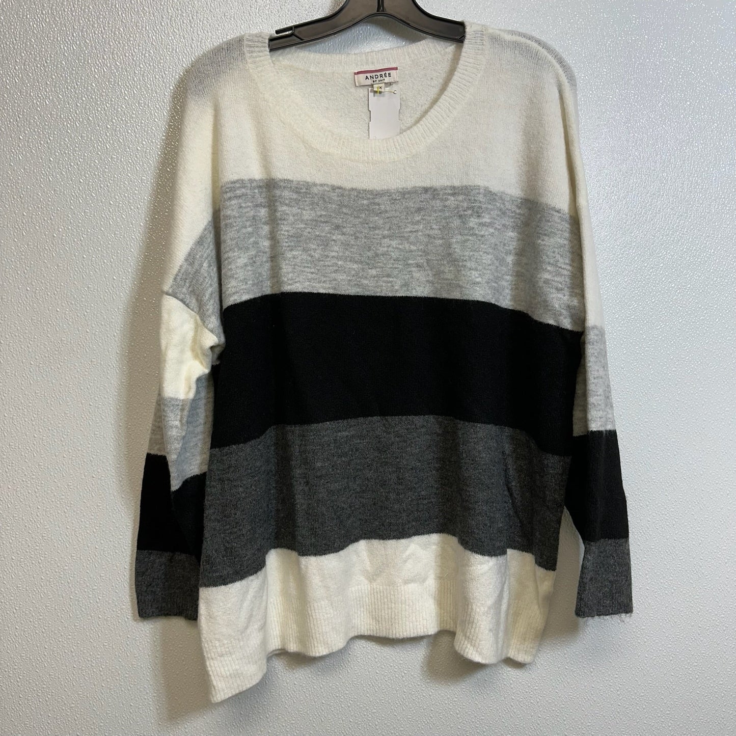 Sweater By Andree By Unit  Size: 1x