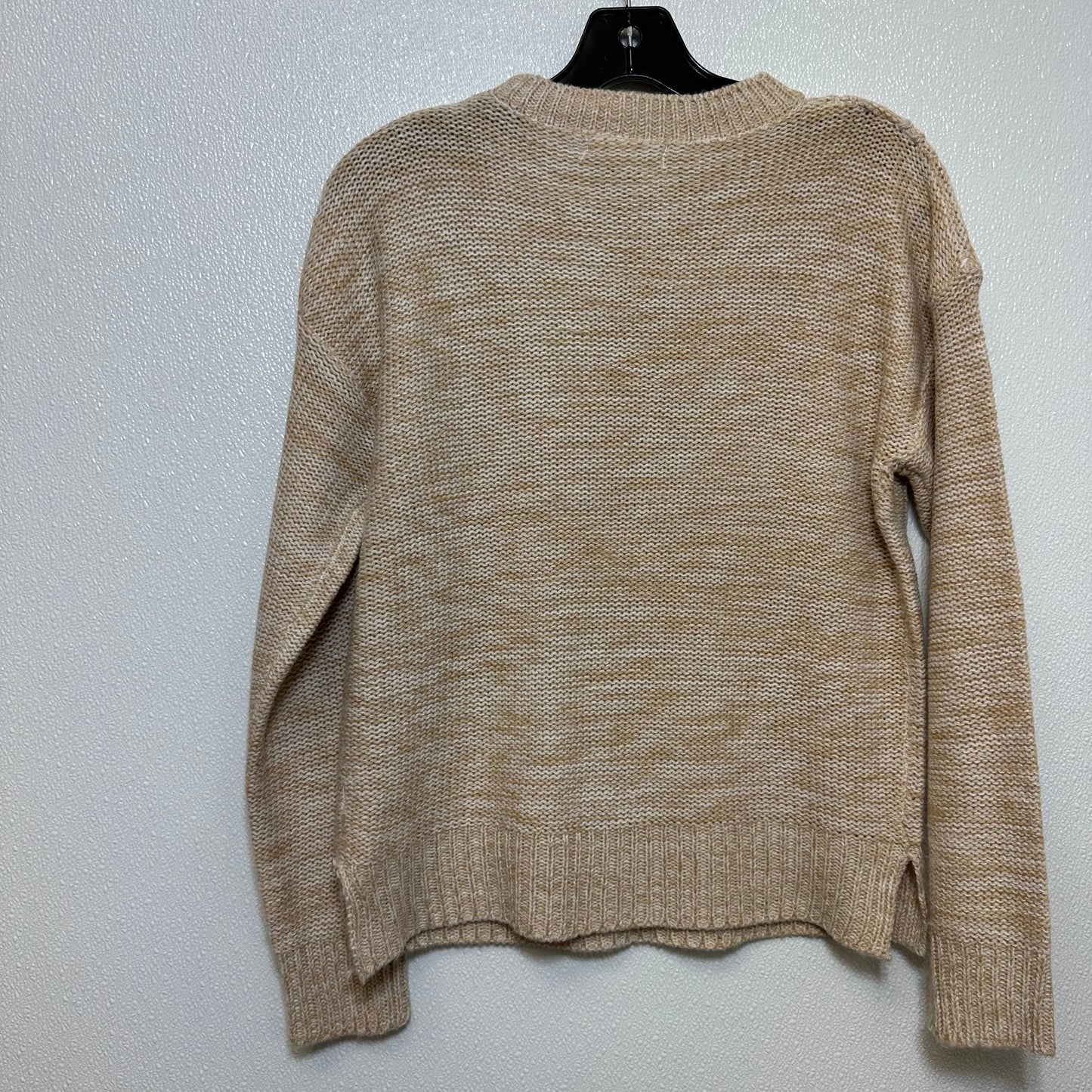 Sweater By Clothes Mentor  Size: M