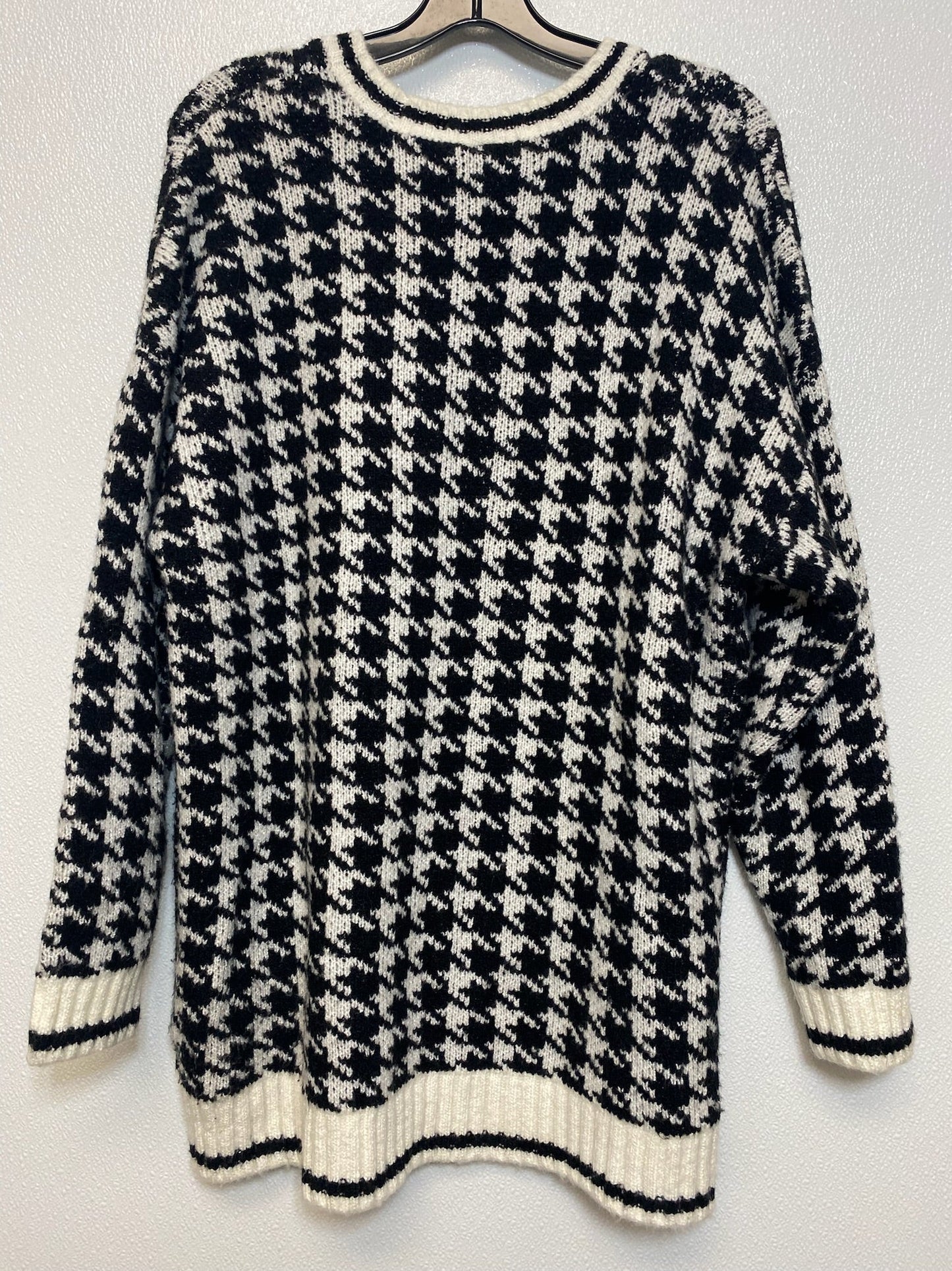 Sweater By Torrid  Size: 2x