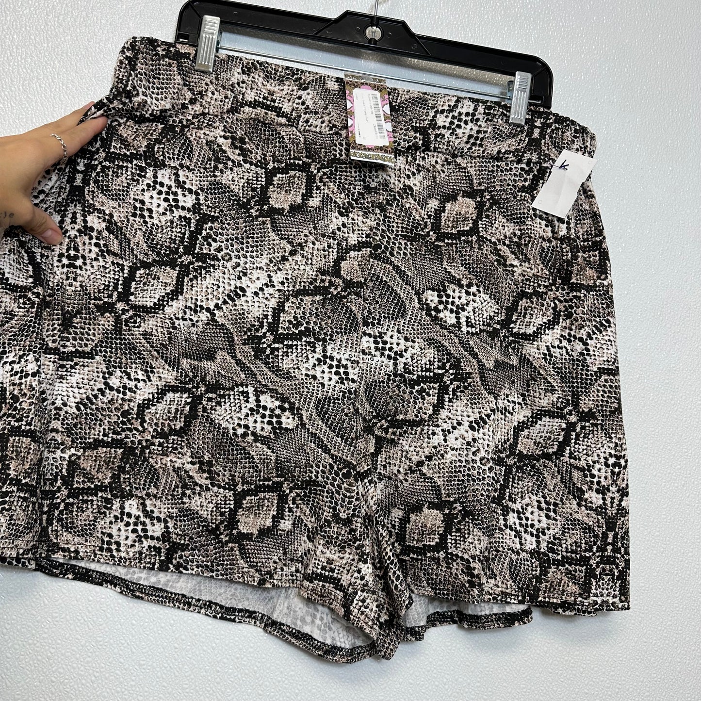 Shorts By Boohoo Boutique  Size: 18