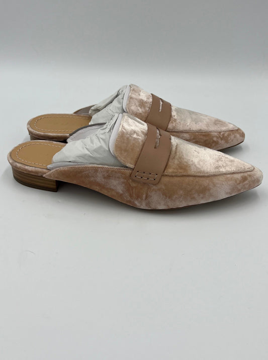 New! Shoes Designer By Coach  Size: 9