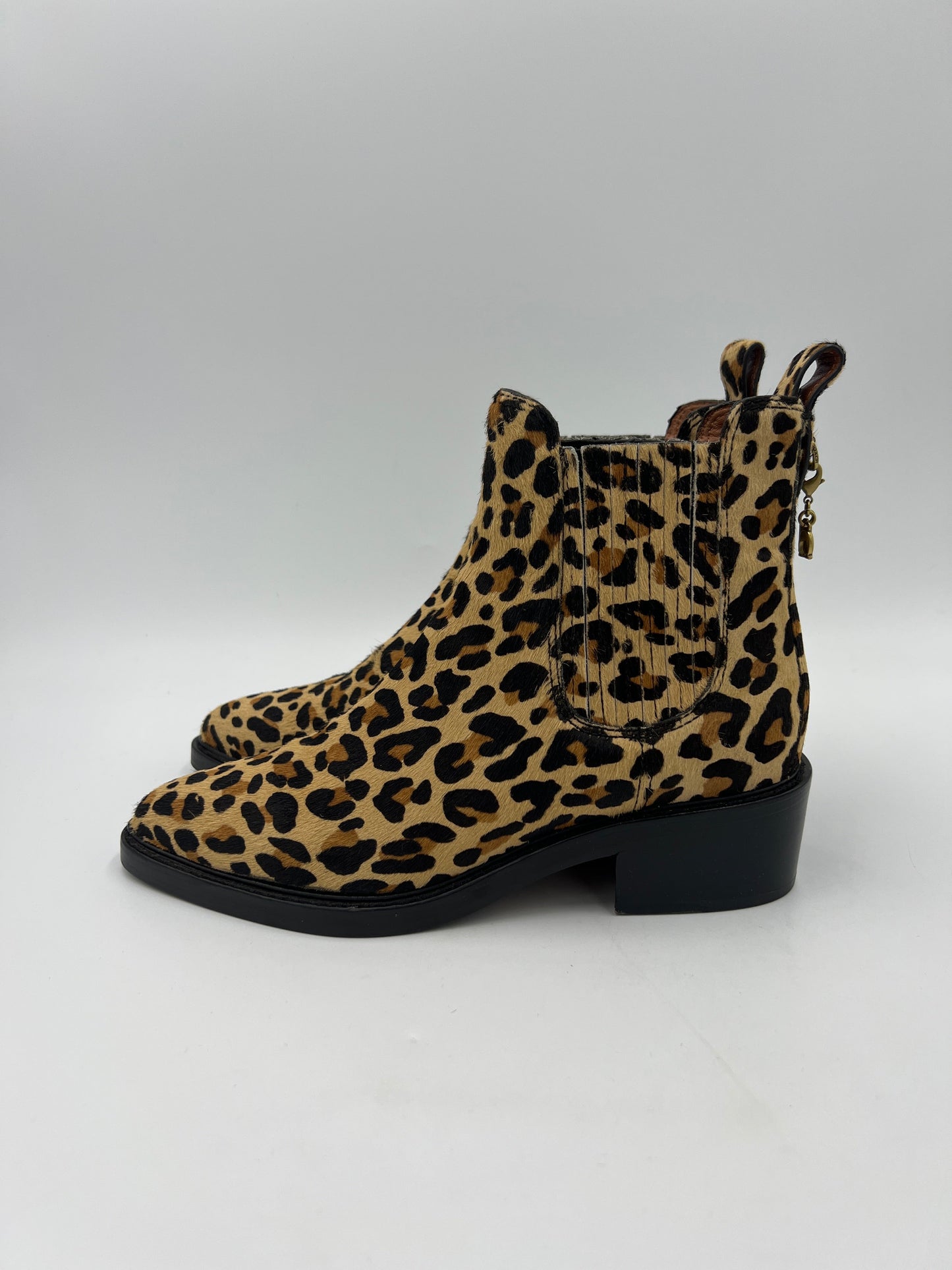 Boots Designer By Coach  Size: 5.5