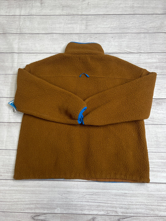 Louis Vuitton Men's Blue Cable knit with metal wax stamp like button