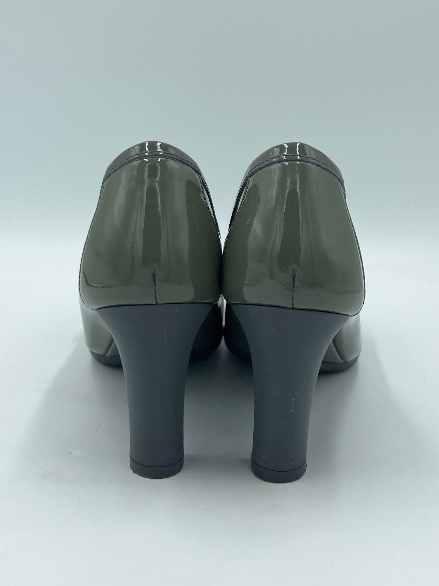 Shoes Designer By Salvatore Ferragamo  Size: 10.5