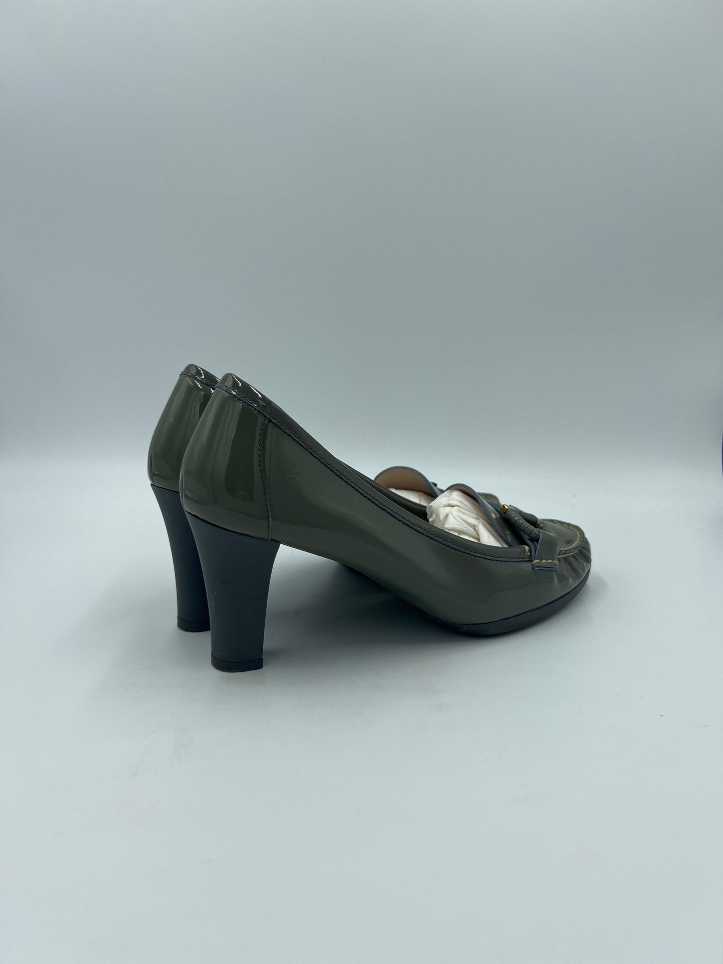 Shoes Designer By Salvatore Ferragamo  Size: 10.5
