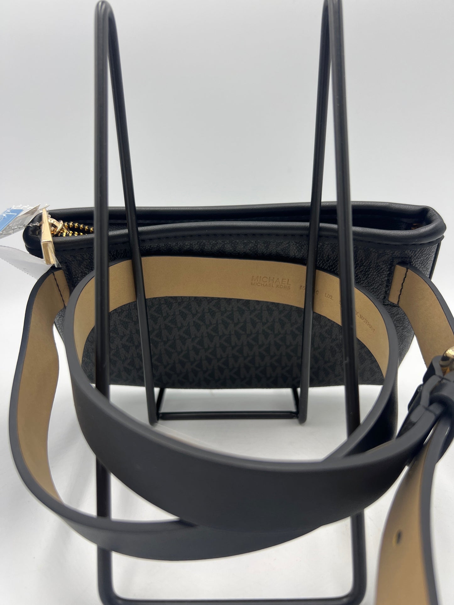 New! Belt Bag Designer By Michael Kors  Size: Medium