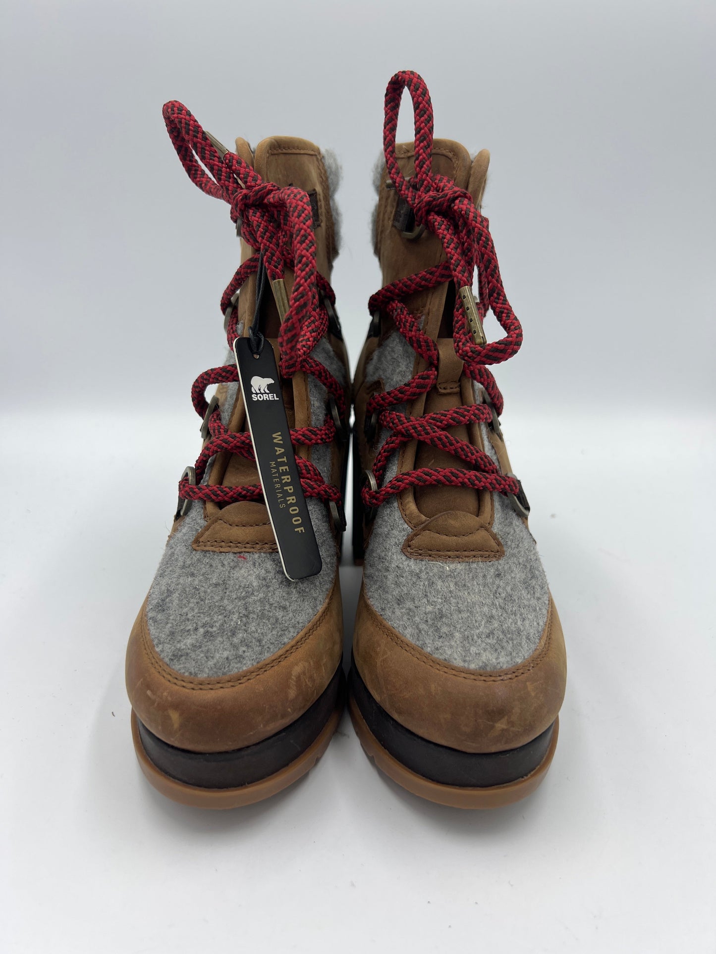 New! Shoes Designer By Sorel  Size: 7