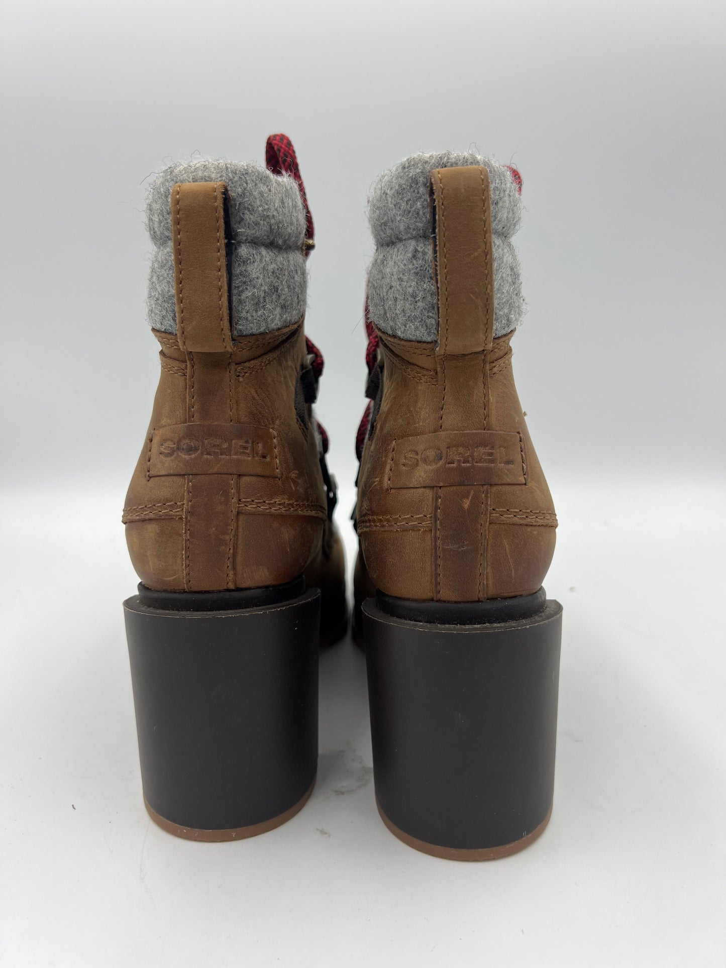 New! Shoes Designer By Sorel  Size: 7