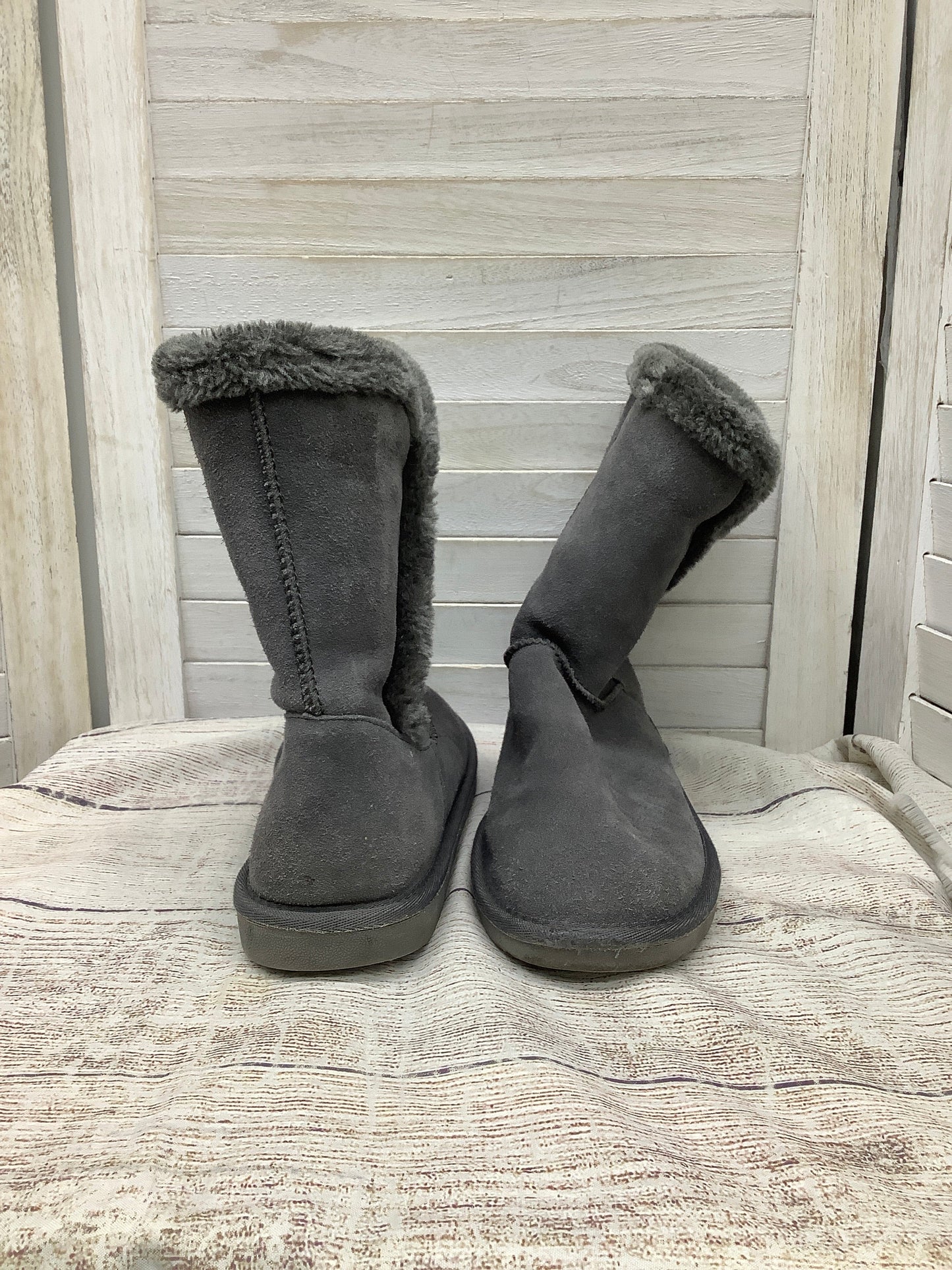 Boots Snow By Serra  Size: 10