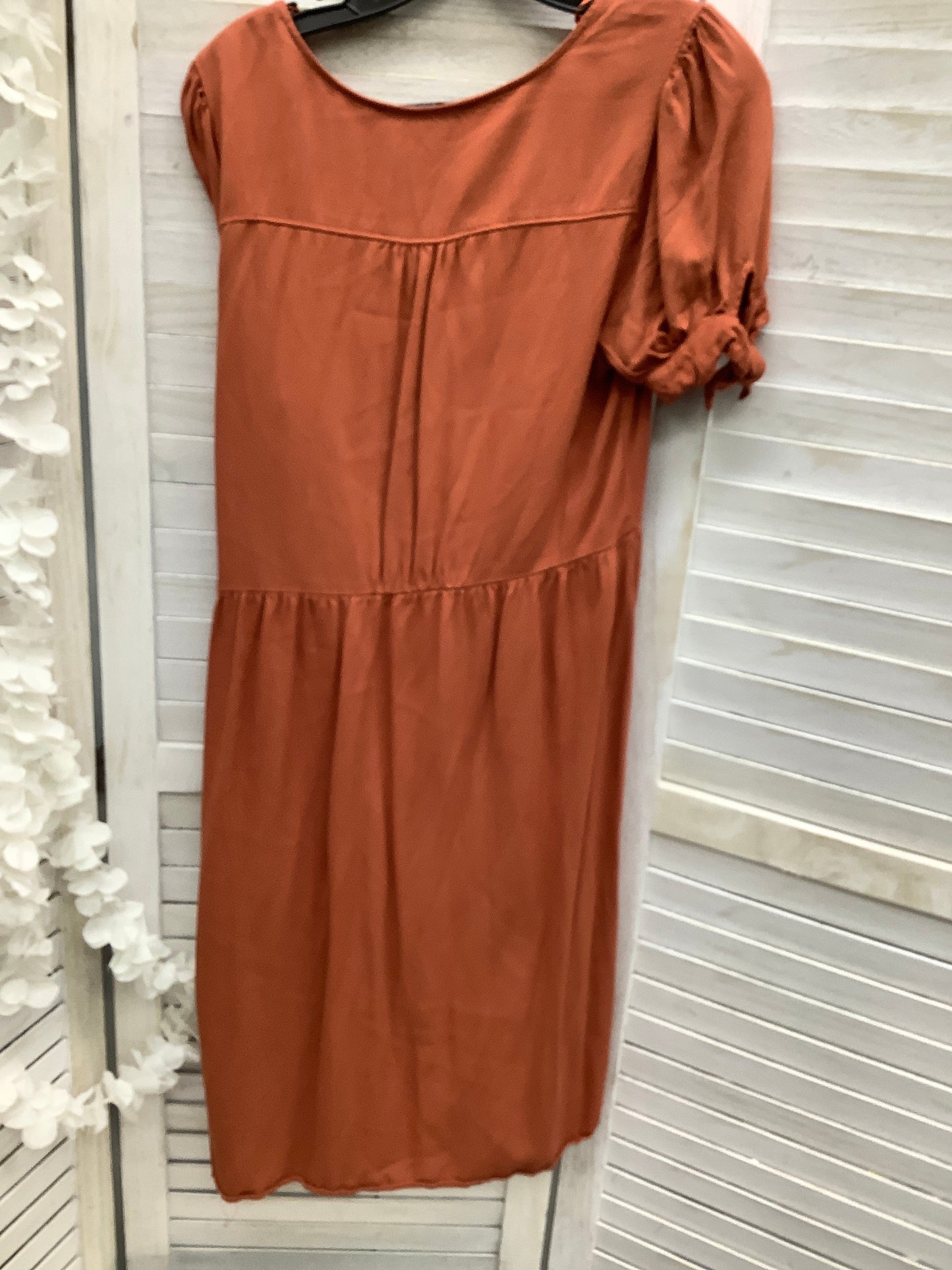 Dress Casual Midi By One Clothing  Size: M
