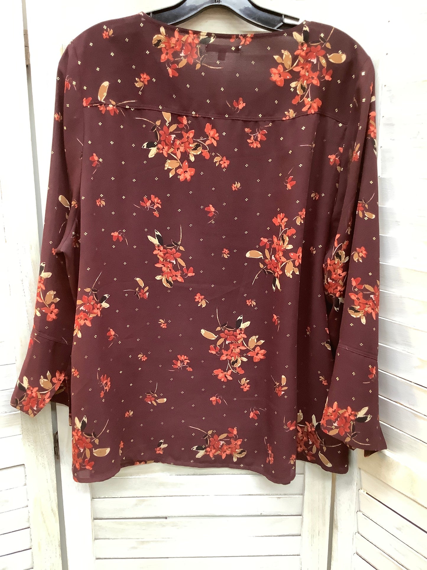 Top Long Sleeve Basic By Maurices  Size: L