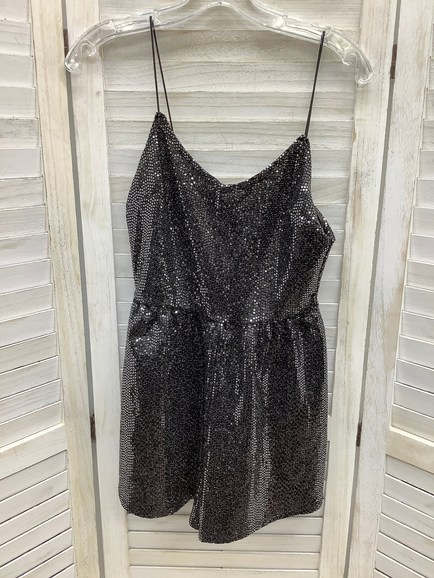 Dress Party Short By H&m  Size: Xs