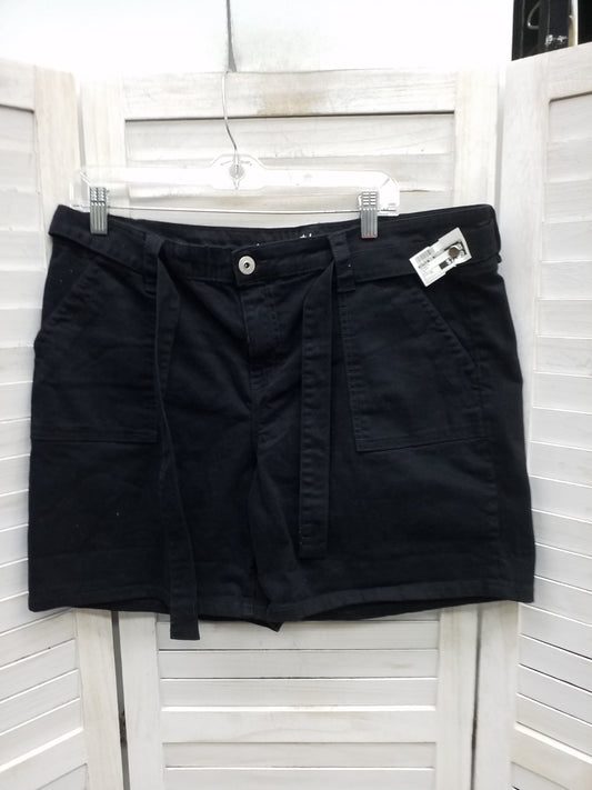 Shorts By Style And Company  Size: 14
