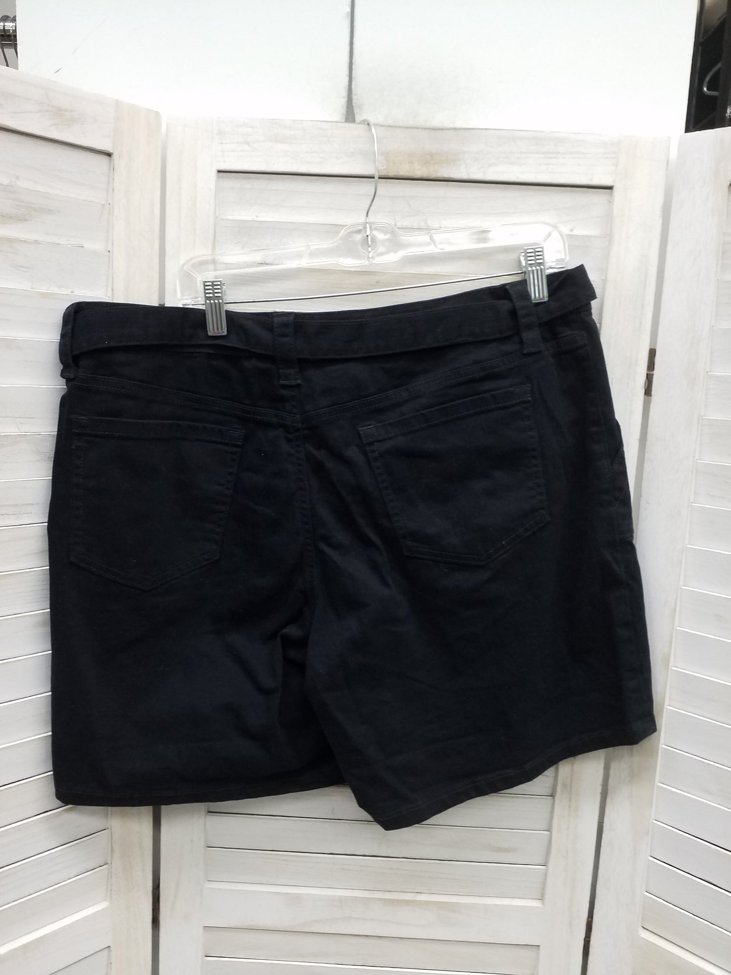 Shorts By Style And Company  Size: 14