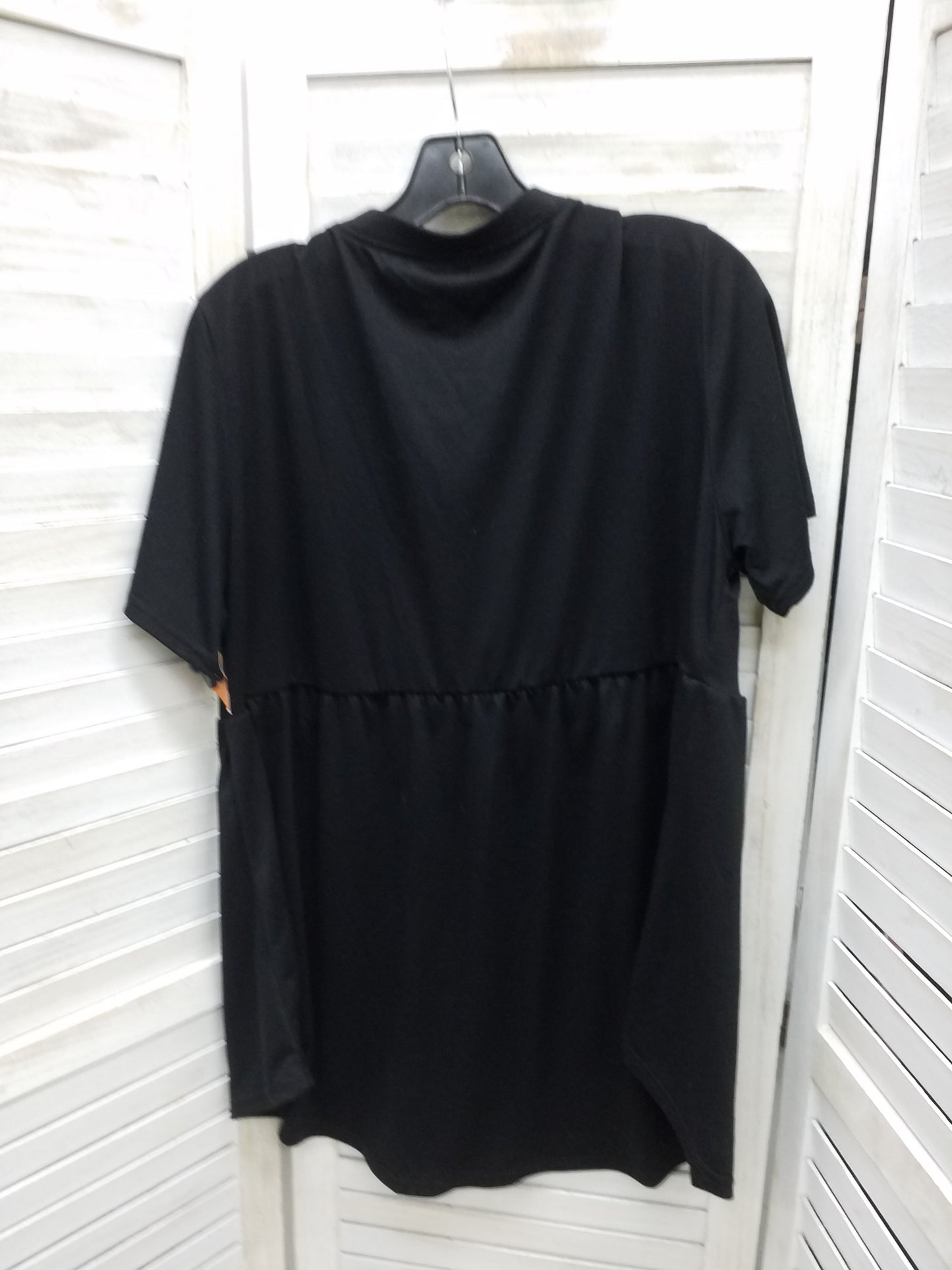 Blouse Short Sleeve By Clothes Mentor  Size: 16