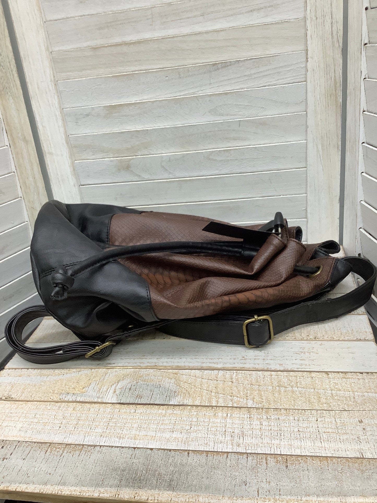Backpack By Clothes Mentor  Size: Medium
