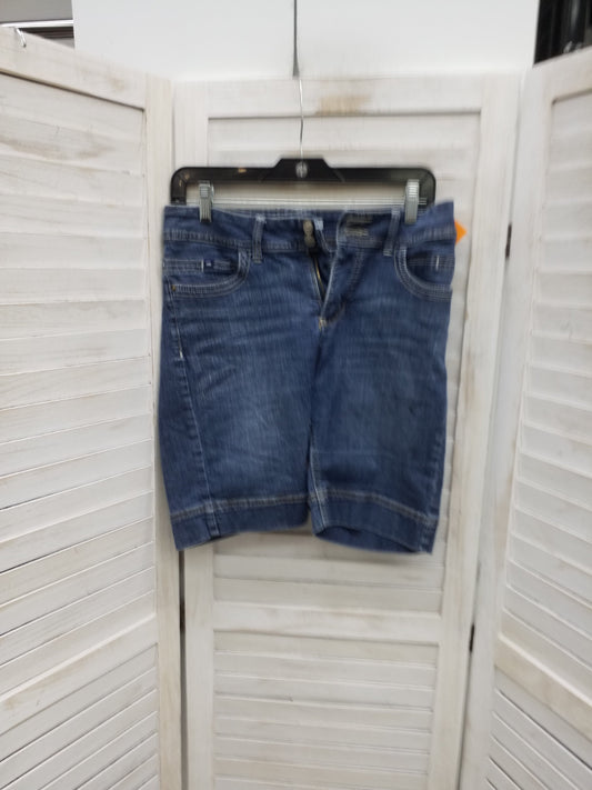 Shorts By Lee  Size: 6