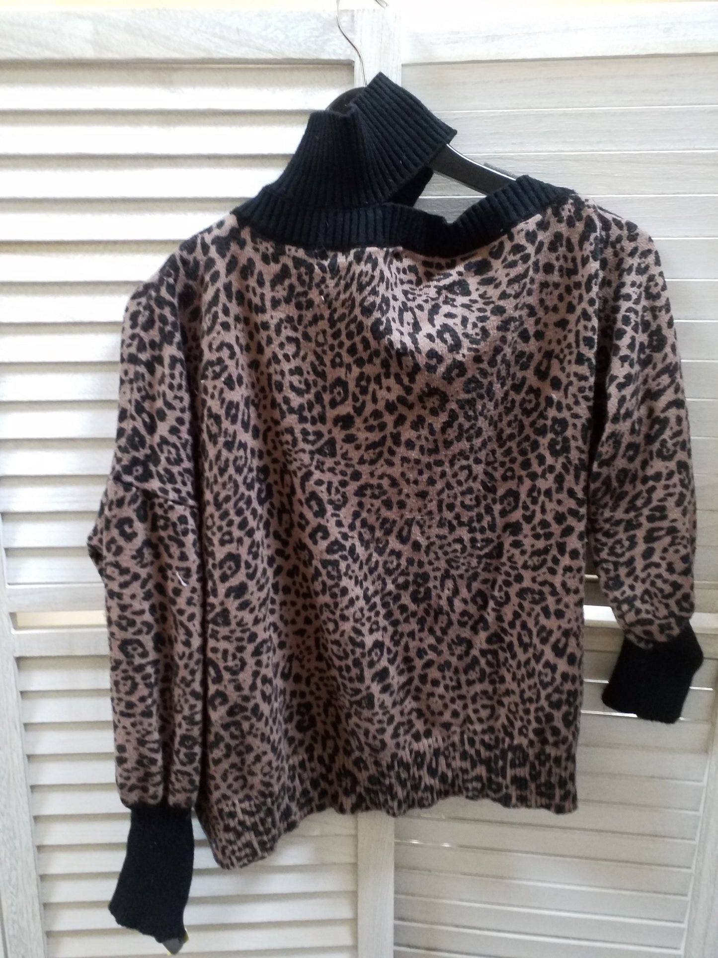 Sweater By Fate  Size: S
