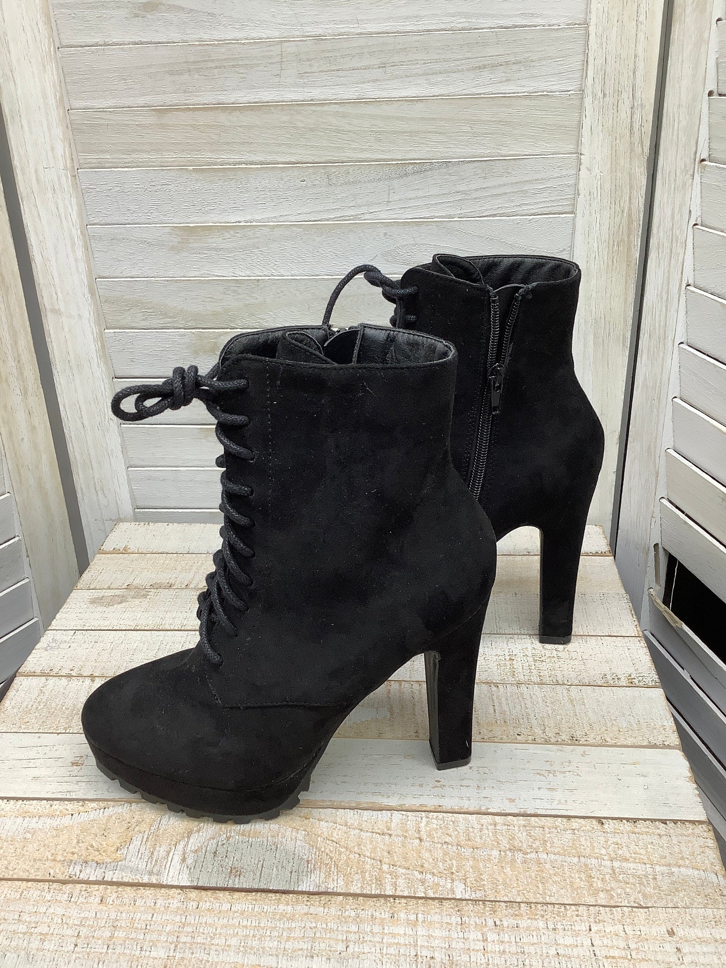 Boots Ankle Heels By Shoedazzle  Size: 6.5
