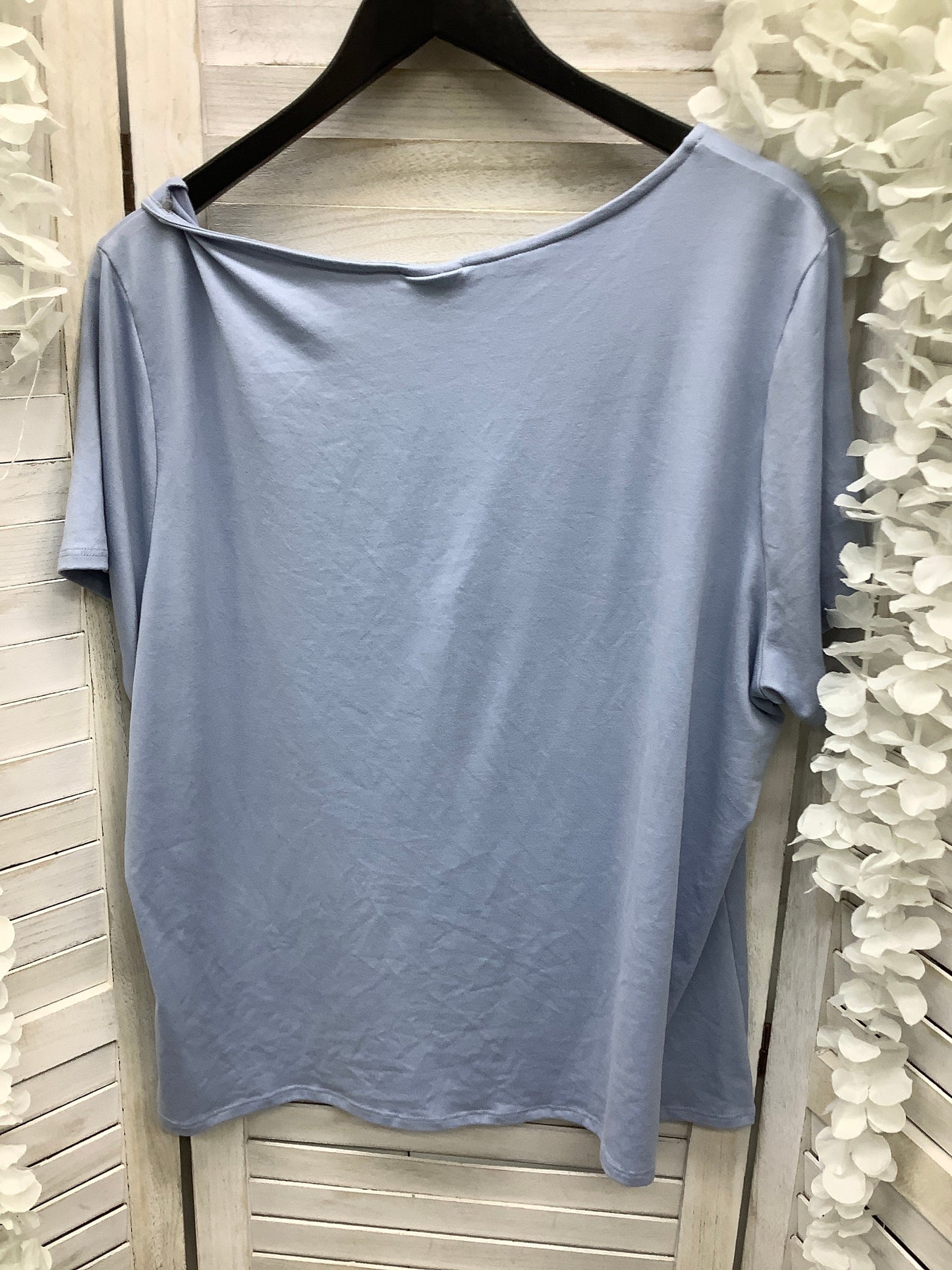 Top Short Sleeve Basic By Rue 21  Size: 4x