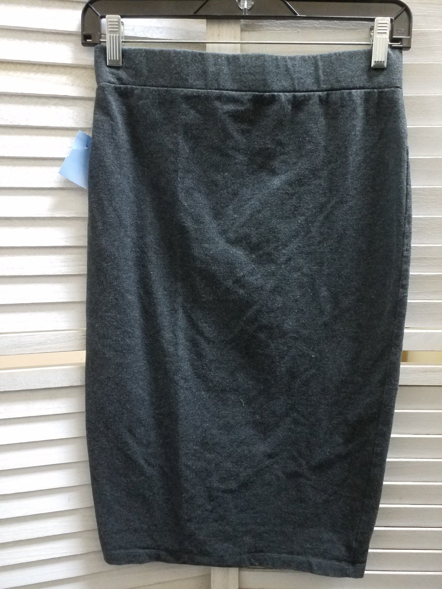 Skirt Midi By Forever 21  Size: M